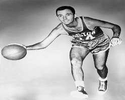 The player became using both of his hands due to an injury on his right hand which he got as a result of falling from a tree at the time he was in hig